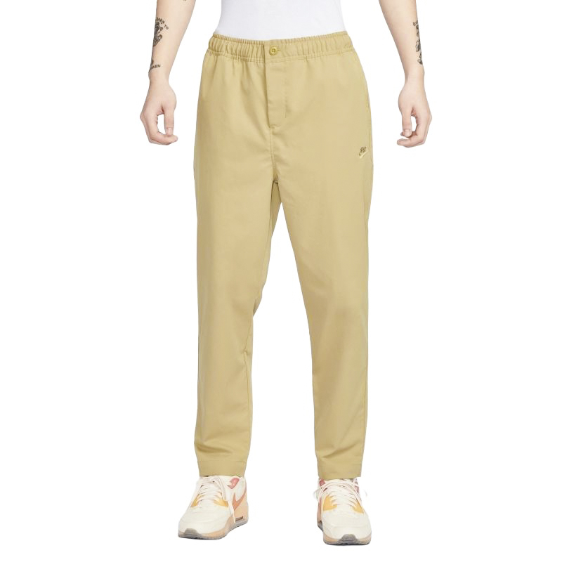 Nike Club Men’s Woven Tapered Pants
