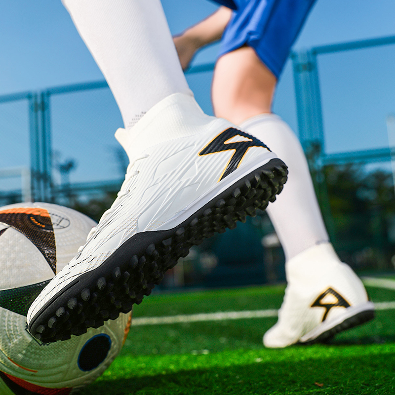 RUIKE FG Rubber Long Studs TF Rubber Broken Studs Cushioning Abrasion Resistant Impact Resistant Soccer Shoes Unisex