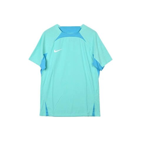 Nike Soccer Jerseys Men’s Green Moderate Straight Fit