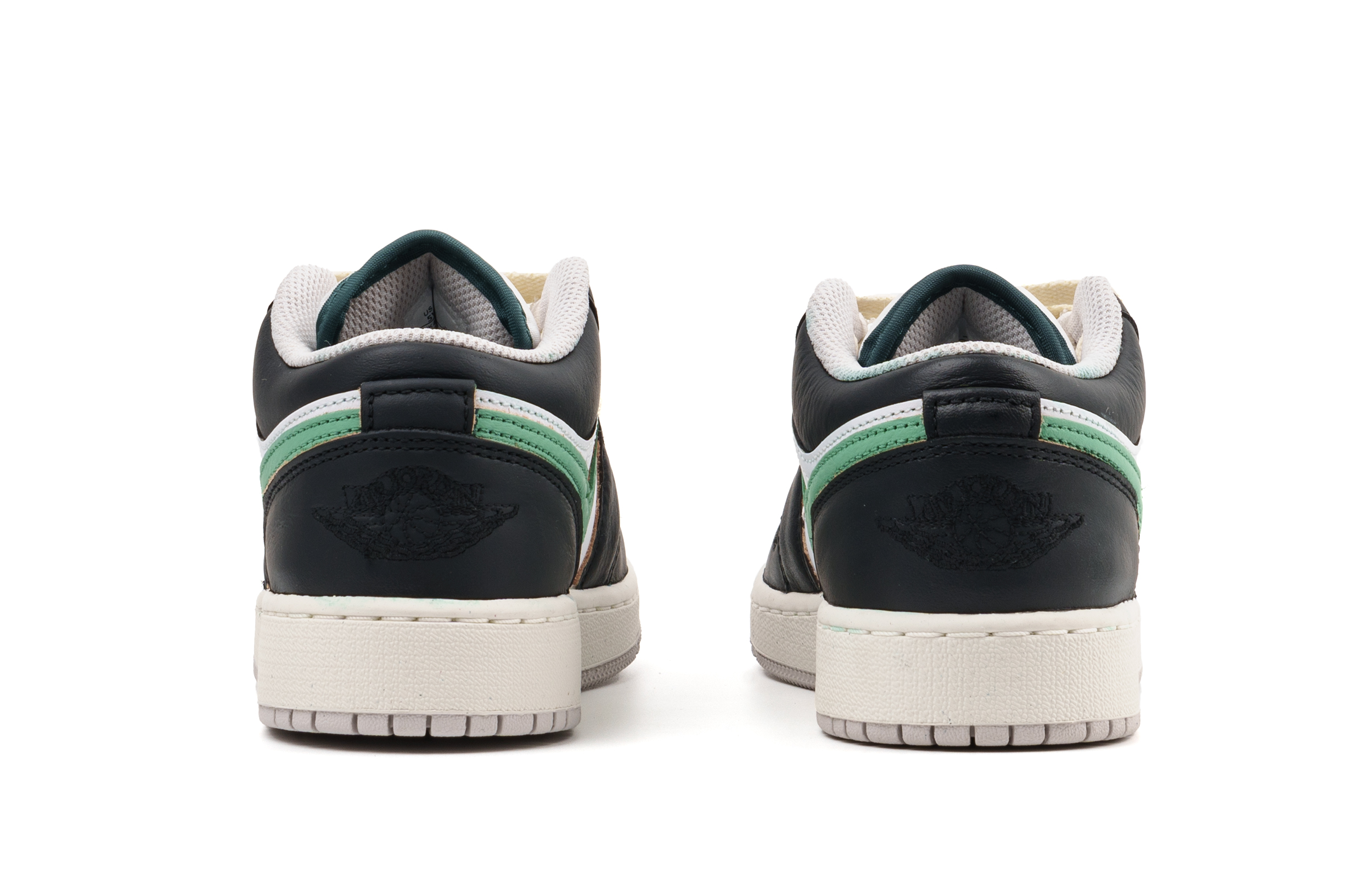 Jordan Air Jordan 1 Cushioning, Wear Resistant Low top Vintage Basketball Shoes Unisex Black