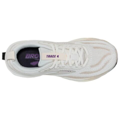Brooks Slip Resistant Abrasion Resistant Low top Running Shoes Women’s Beige