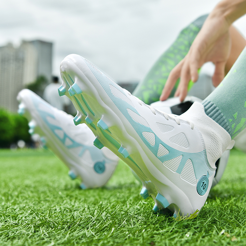 TONYBEAR Soft Ground Soccer Shoes Unisex