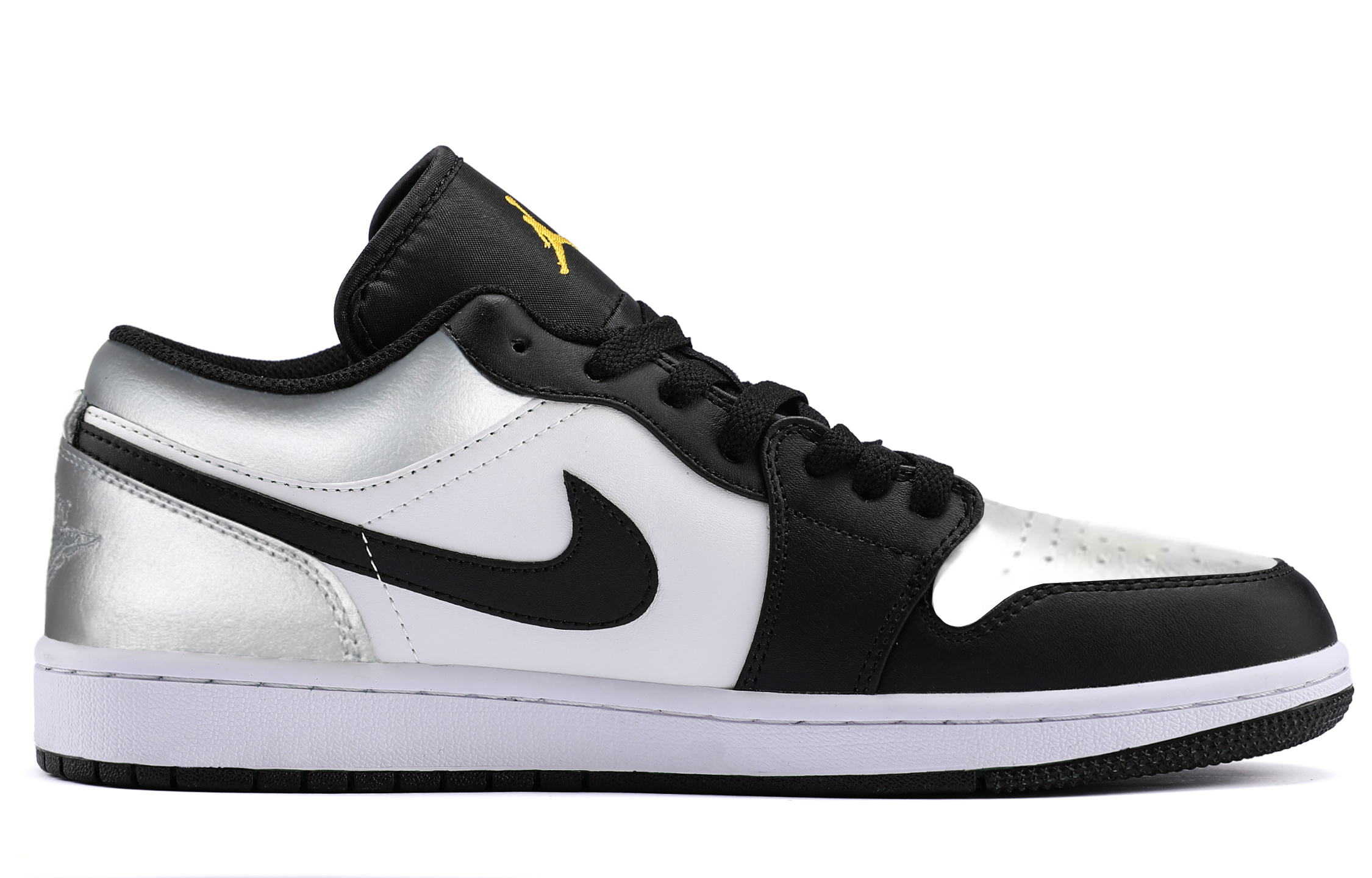 Jordan Air Jordan 1 Abrasion Resistant Abrasion Resistant Low top Vintage Basketball Shoes Unisex Liquid Silver