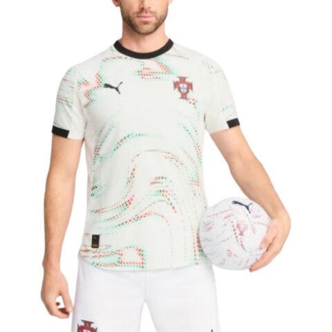 PUMA Camiseta De Fútbol De Visitante Auténtica Para Hombre De Portugal ’25