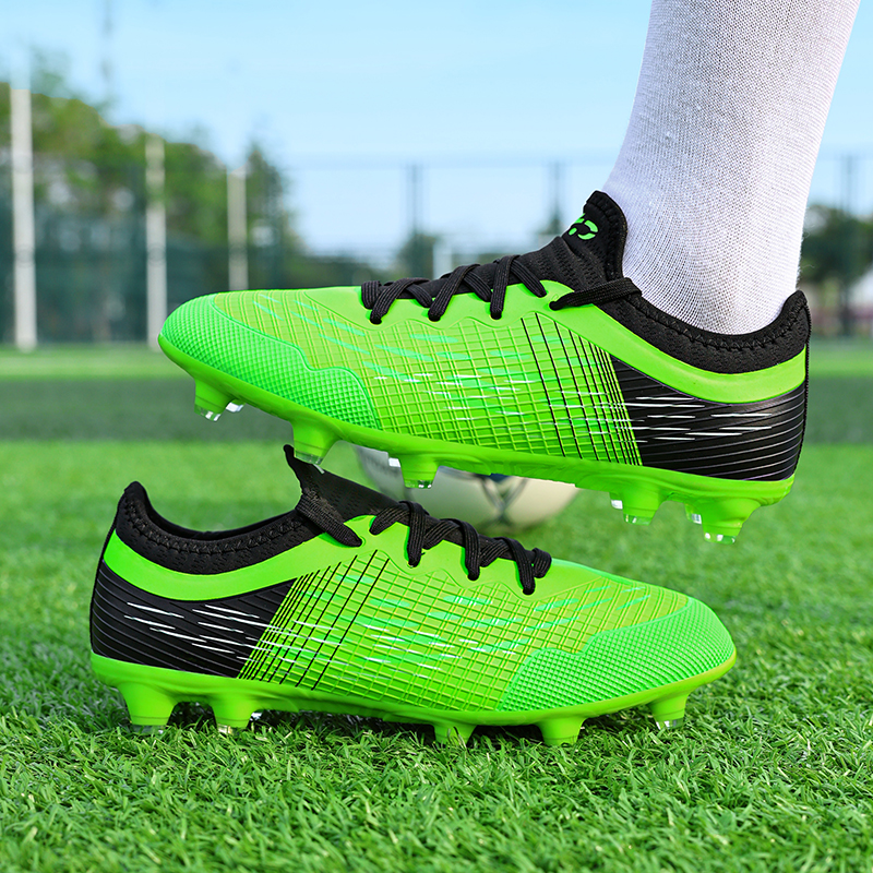 TONYBEAR Cushioning Soccer Shoes Unisex