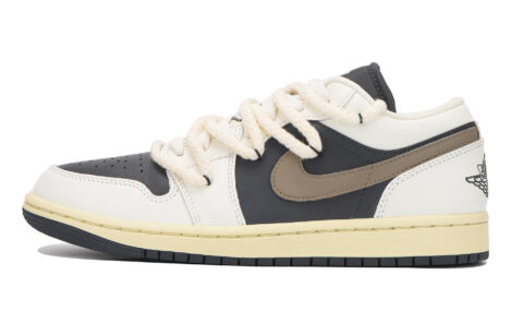 Jordan Air Jordan 1 Slip Resistant Abrasion Resistant Cushioning Low top Vintage Basketball Shoes Women’s Black White