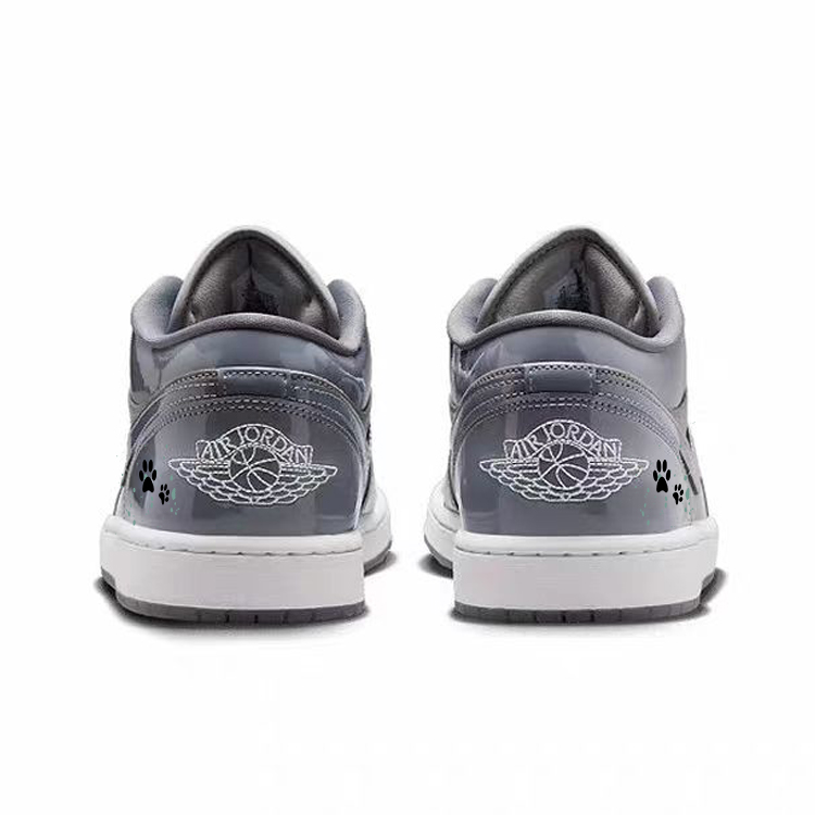 Jordan Air Jordan 1 Slip Resistant Abrasion Resistant Low top Vintage Basketball Shoes Unisex Blue