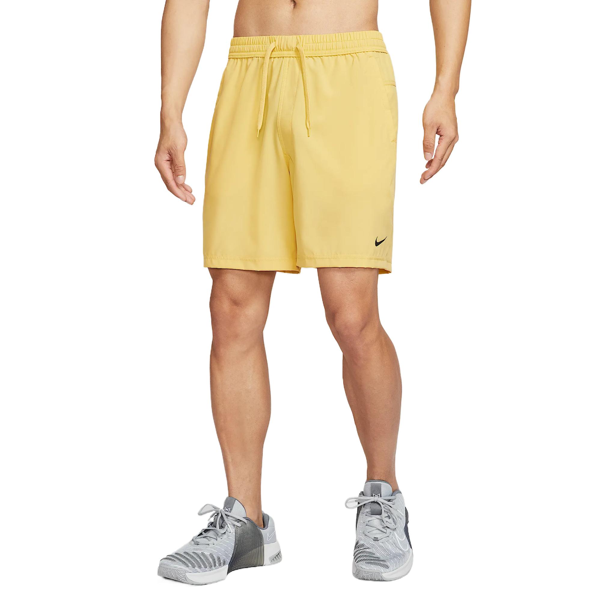 Nike DRI FIT FORM Sports Shorts Men’s Saturn Gold 700