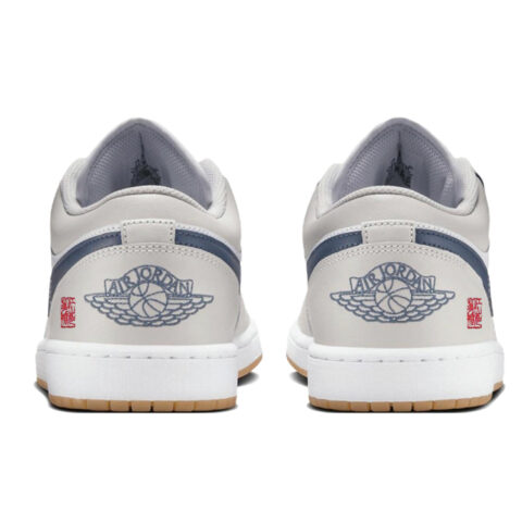 Jordan Air Jordan 1 Slip Resistant Abrasion Resistant Low top Vintage Basketball Shoes Unisex White