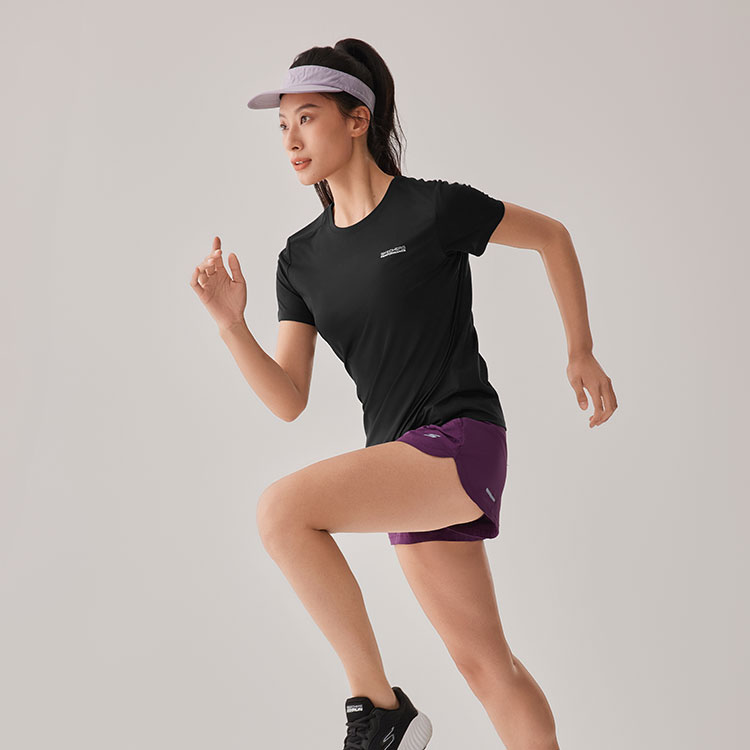 Skechers Comfortable Technology Cooling Collection T Shirt Women’s Carbon Black/0018