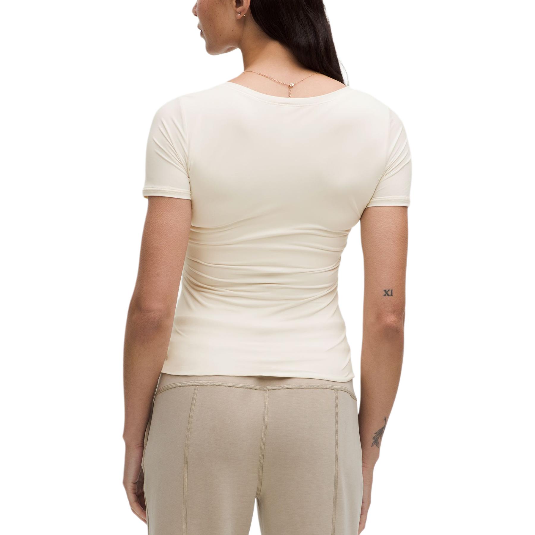 Lululemon Nulu™ T Shirt Women’s