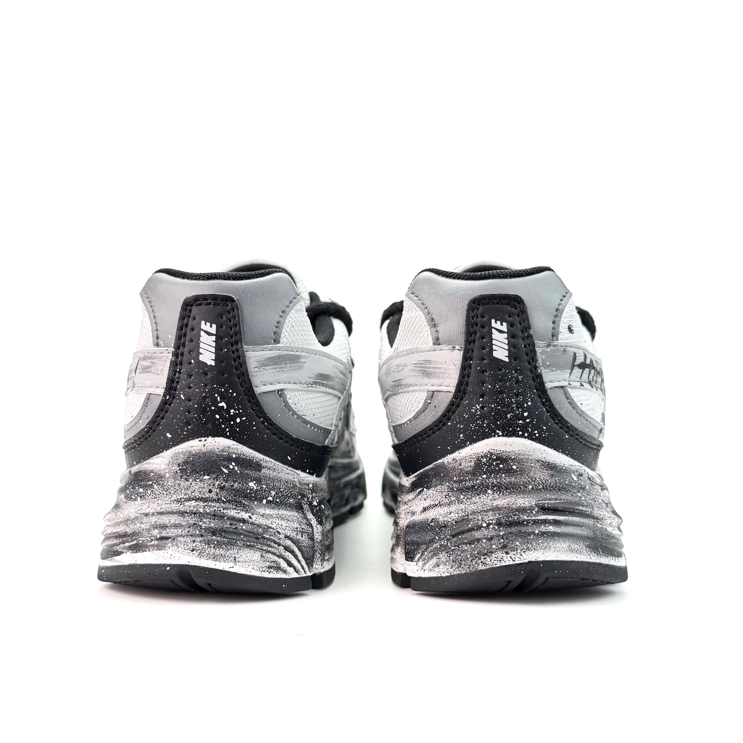 Nike Initiator Abrasion Resistant Low top Casual City Commuting Running Shoes Unisex Black Gray