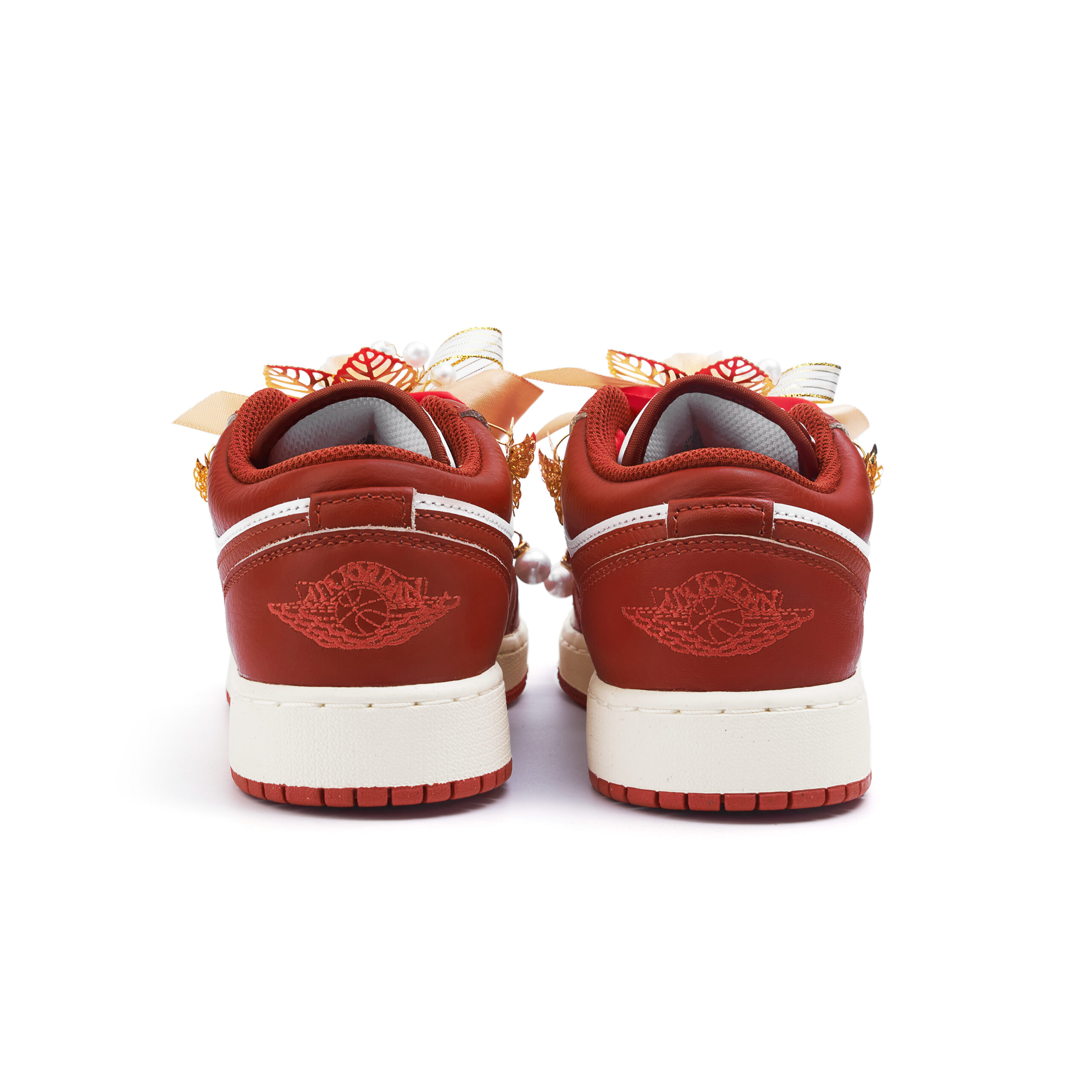 Jordan Air Jordan 1 Slip Resistant Abrasion Resistant Low top Vintage Basketball Shoes Women’s Red