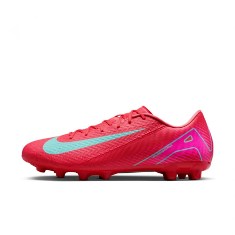 Nike Slip Resistant Abrasion Resistant Slip Resistant Abrasion Resistant Soccer Shoes Men’s Red