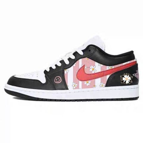Jordan Air Jordan 1 Versatile Low top Vintage Basketball Shoes Unisex Black Pink