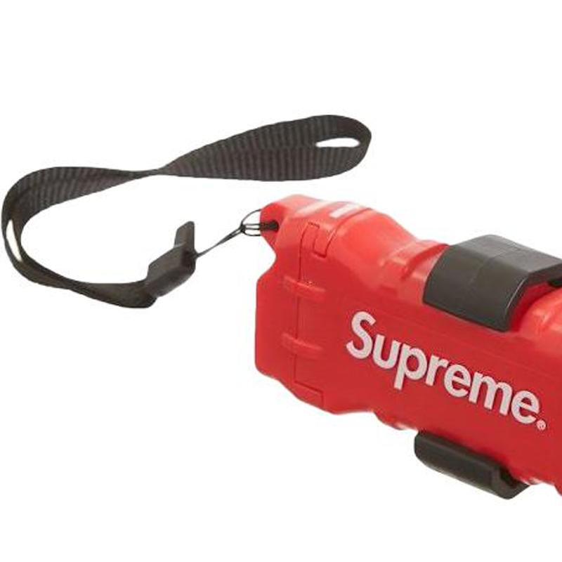 Supreme Outdoor Lightings Flashlight