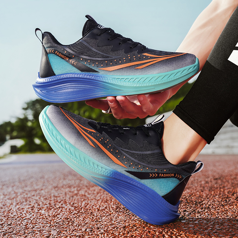 HEIWEILU Slip Resistant And Breathable Coverage Slip Resistant And Breathable Coverage Low top Casual Running Shoes