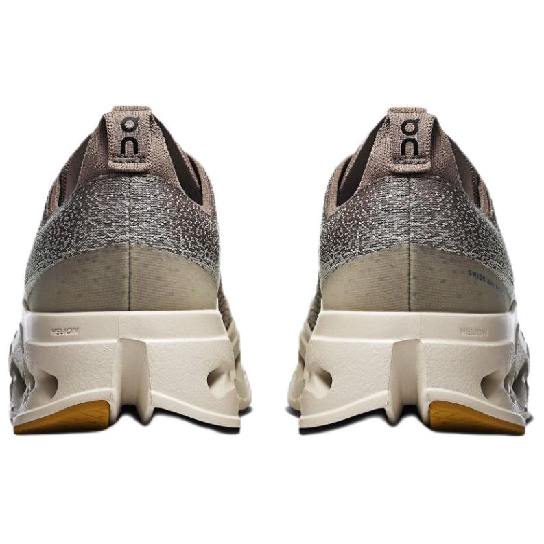 Cloudsurfer Max On ‘Cinder Pelican’