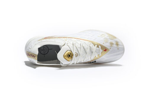 KELME Shadow 1.5 TF Turf Slip Resistant Abrasion Resistant Soccer Shoes Unisex White Gold