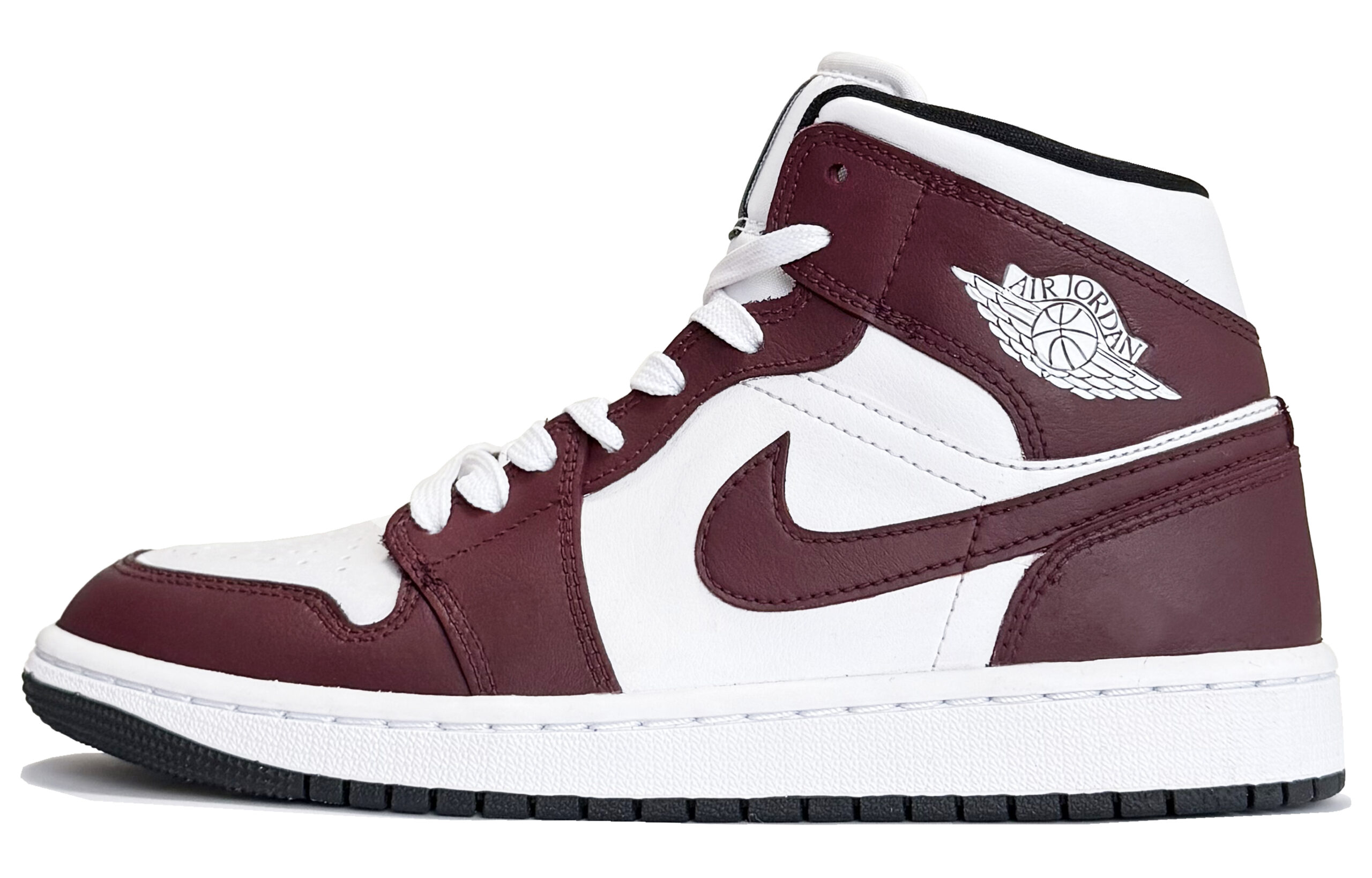 Jordan Air Jordan 1 Wear resistant And Lightweight Mid top Vintage Basketball Shoes Women’s White Red