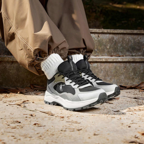 QIAODAN Slip Resistant Abrasion Resistant Low top Casual Trail Running Shoes Men’s Black Gray