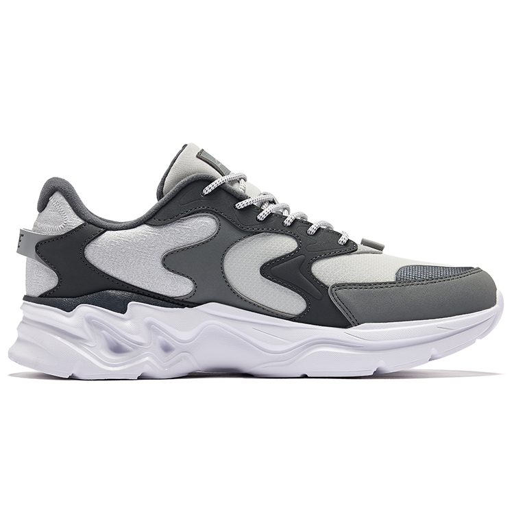 Erke Chinese Fashion Trend Low top Casual Training City Commuting Running Shoes Men’s White Dew Gray Carbon Gray
