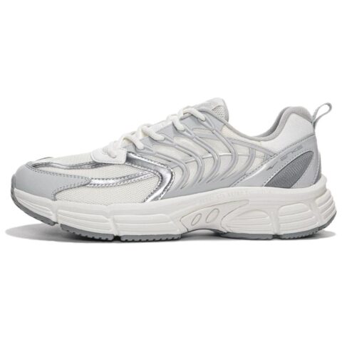 Erke Slip Resistant Cushioning Low top Casual Running Shoes Men's Silver White