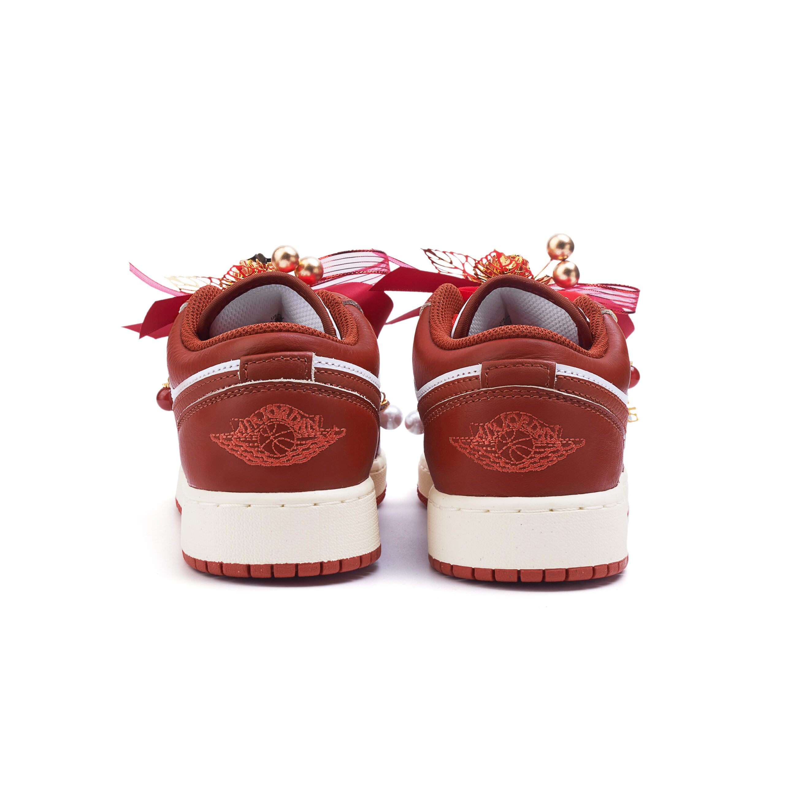 Jordan Air Jordan 1 Slip Resistant Abrasion Resistant Low top Vintage Basketball Shoes Women’s Red