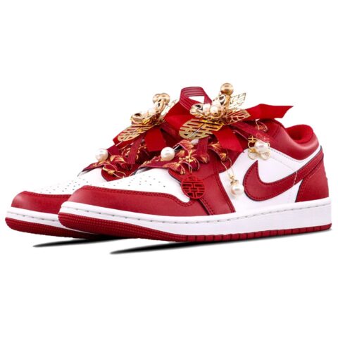 Jordan Air Jordan 1 Cushioning, Wear Resistant Low top Vintage Basketball Shoes Unisex Gold, Red