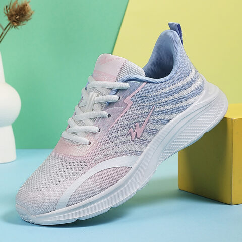 Binary Cushioning Lightweight Breathable Slip Resistant Cushioning Lightweight Breathable Slip Resistant Low top Casual