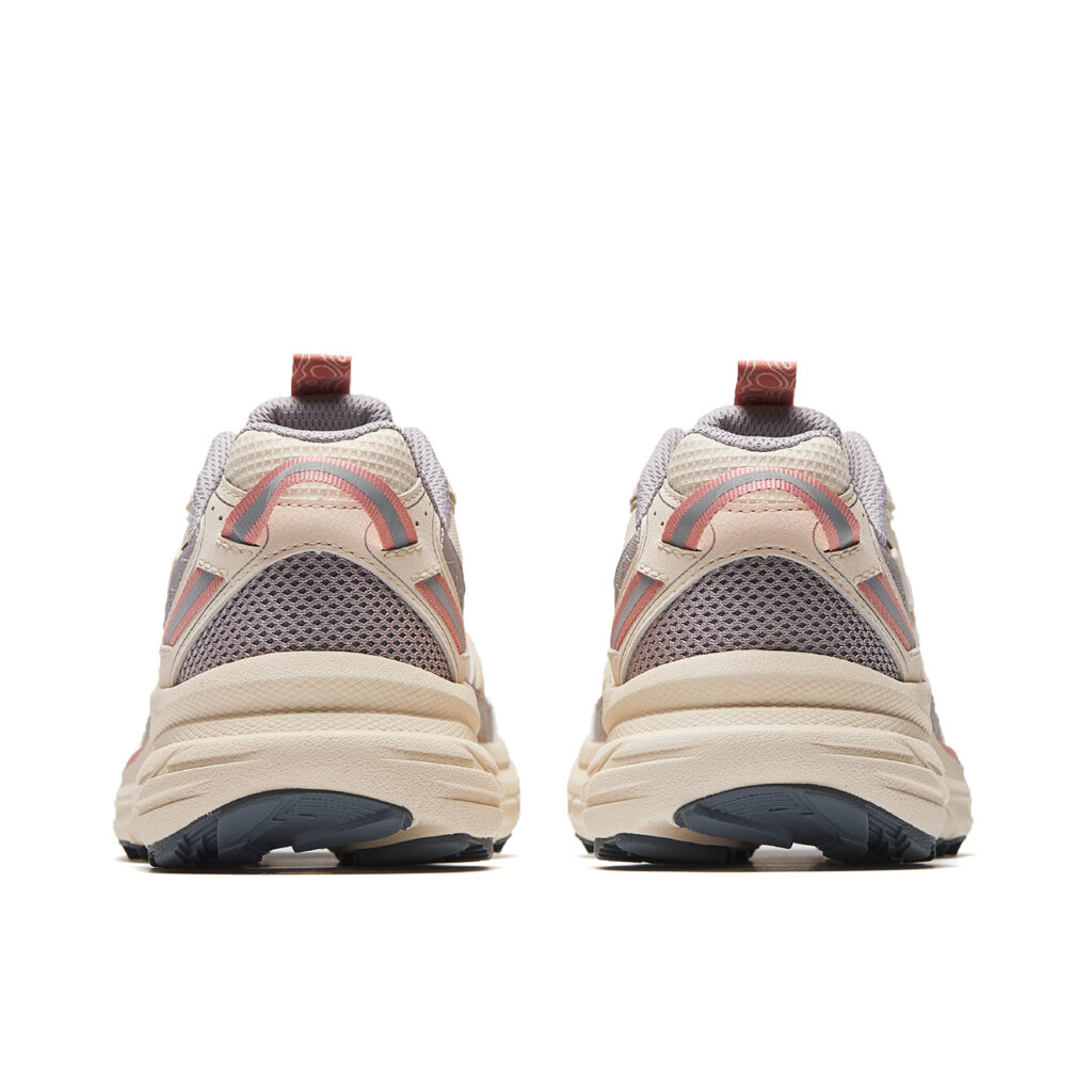 Anta Textile, Synthetic Leather Low top Casual Running Shoes Women’s Wheat Khaki/Magic Carpet Gray