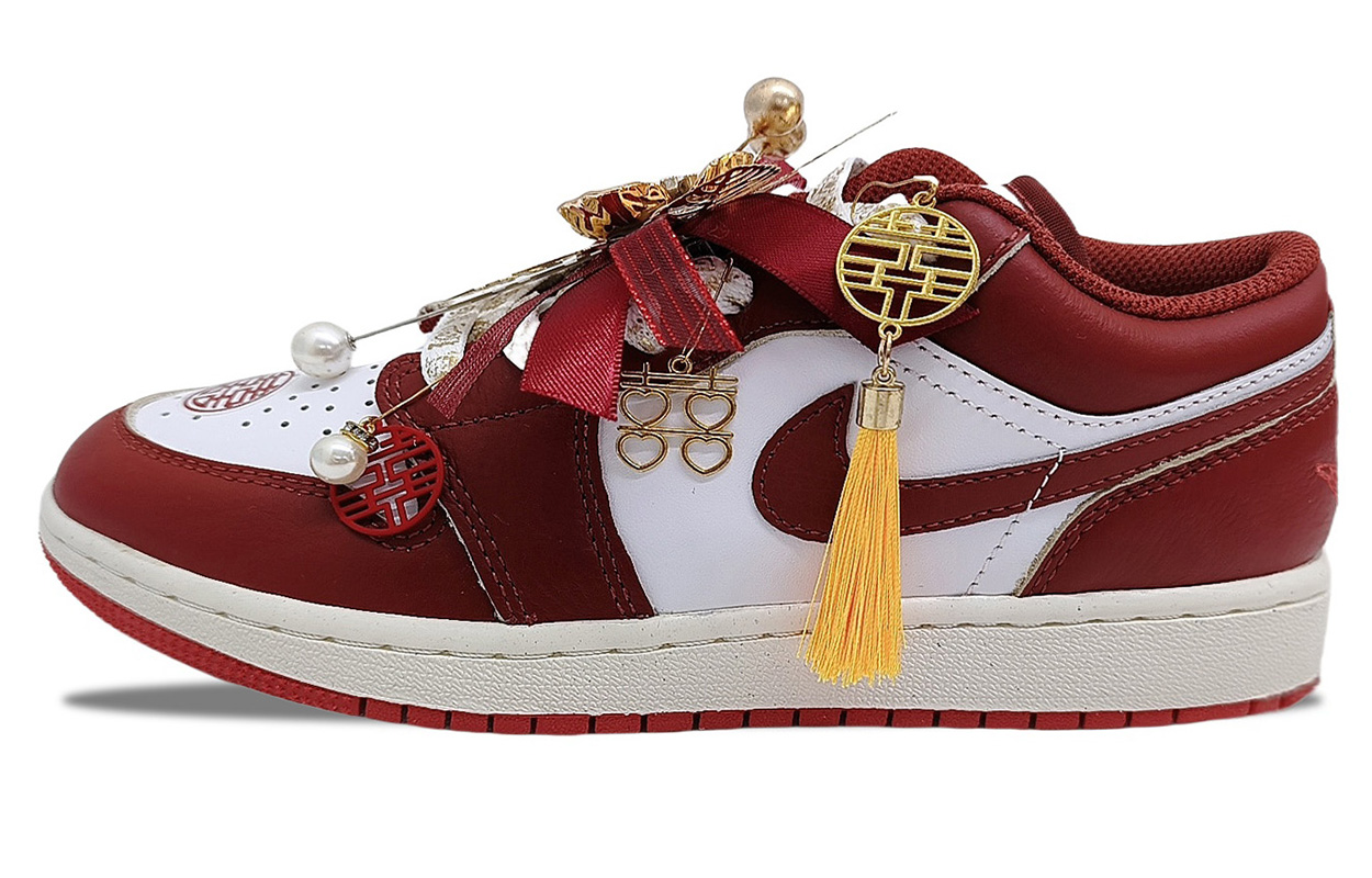 Jordan Air Jordan 1 Low top Vintage Basketball Shoes Women’s Red