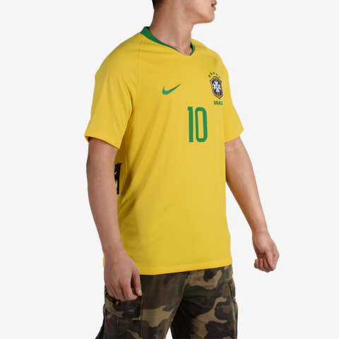 Nike Soccer Jersey Fan Edition, Brazil, Neymar Size 10 Men’s Yellow