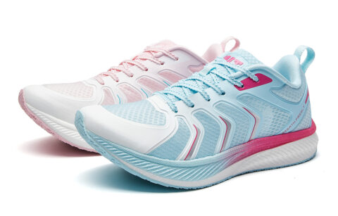 VOIT Running Shoes Unisex Low Top Left Blue Right Pink Mismatched