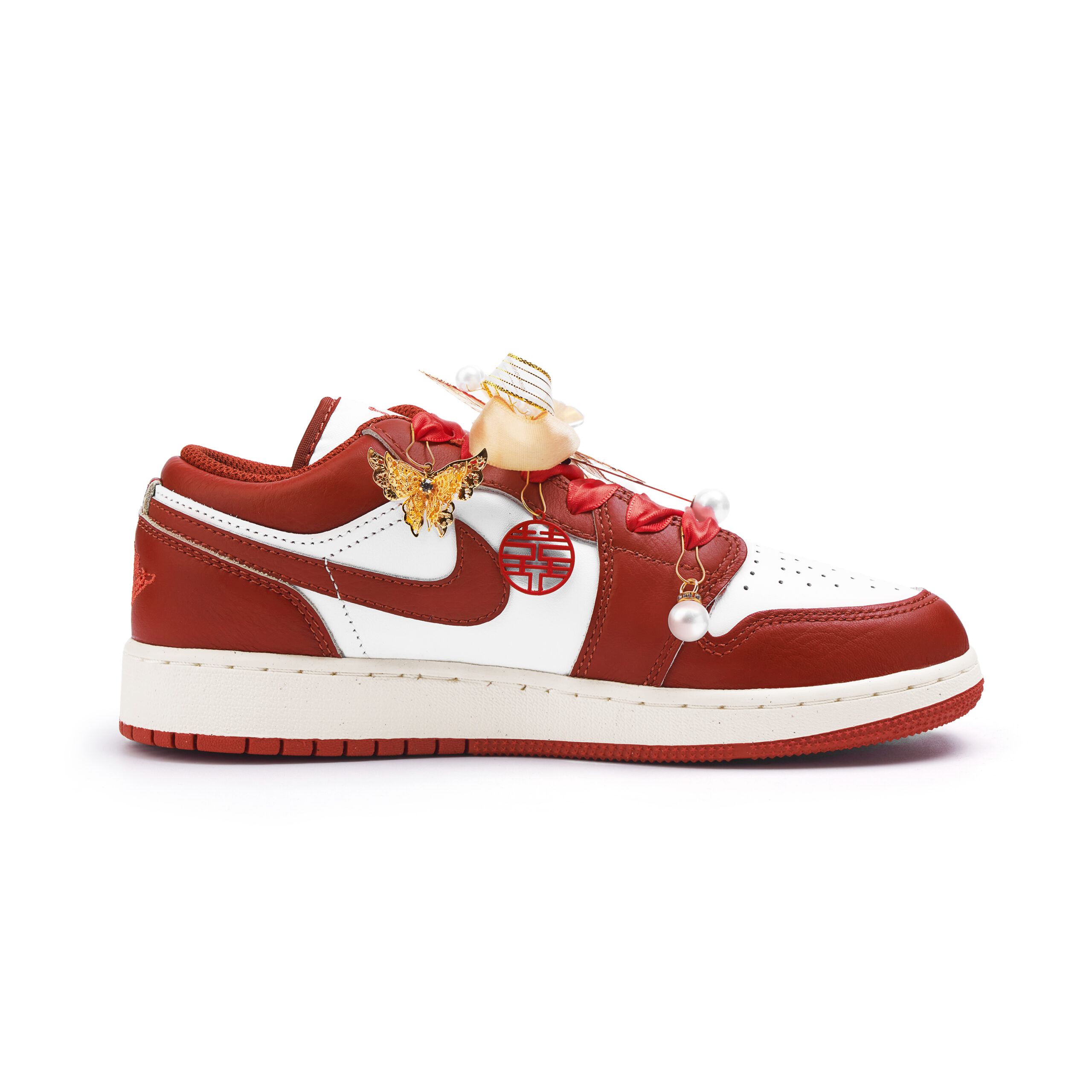 Jordan Air Jordan 1 Slip Resistant Abrasion Resistant Low top Vintage Basketball Shoes Women’s Red