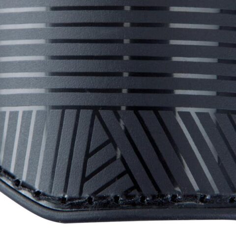 DECATHLON Soccer Shin Guards High Density Polyethylene Unisex 70g