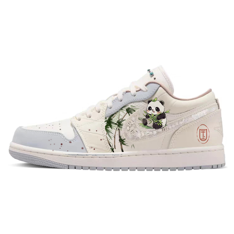 Jordan Air Jordan 1 Vintage Basketball Shoes Women’s Low Top White/Gray