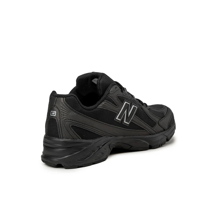 740 New Balance ‘Black’