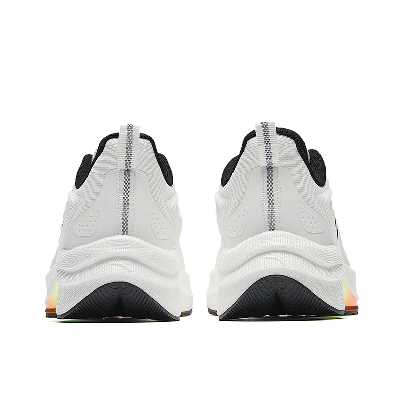 CHAOJIANTA Cushioning Slip Resistant Rebound Low top Training Running Shoes Men’s White Black