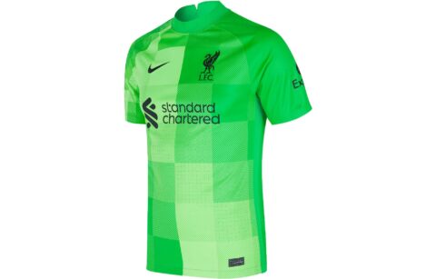 Nike Soccer Jerseys Men’s Green Moderate Straight Fit