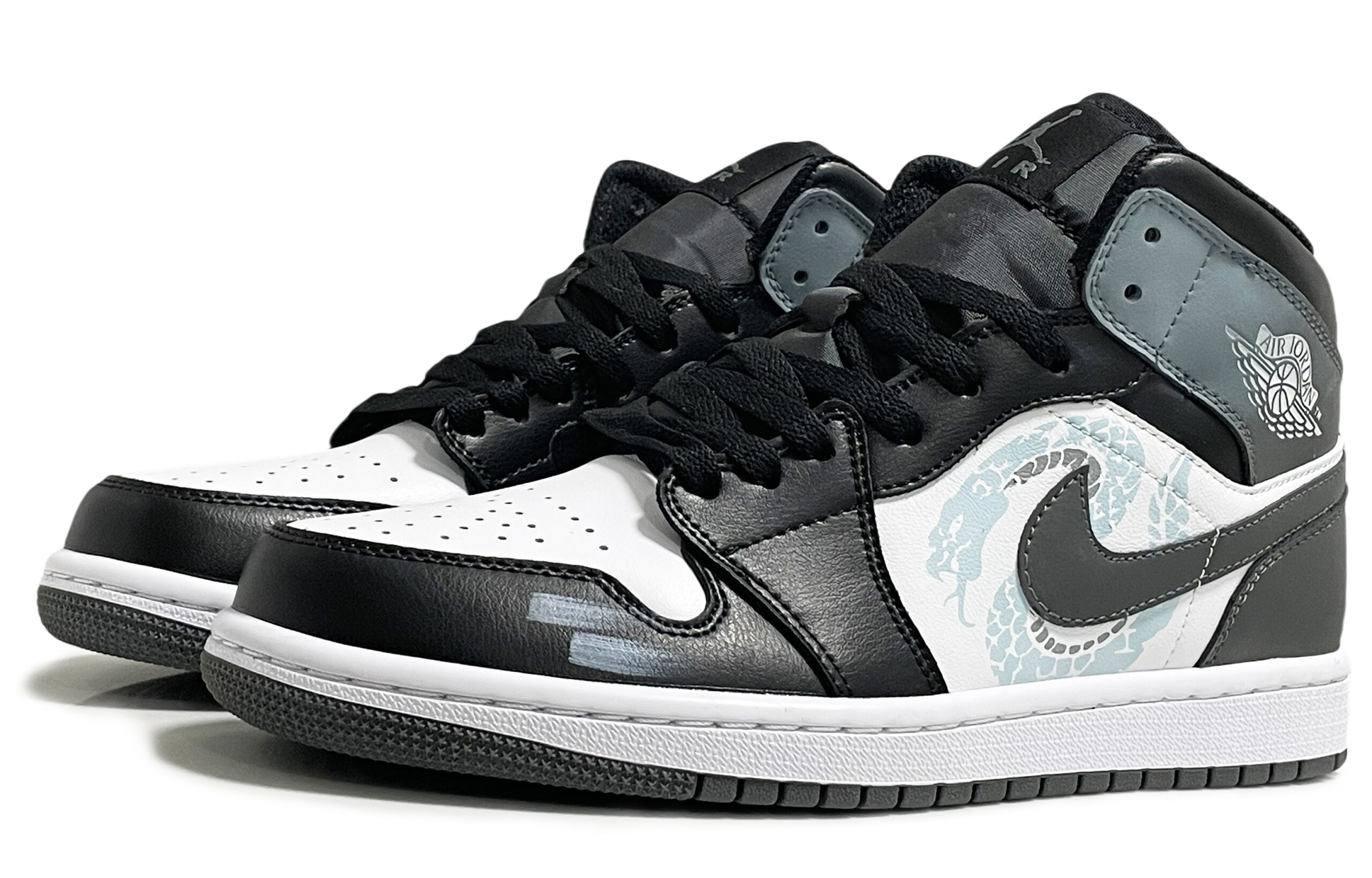 Jordan Air Jordan 1 Abrasion Resistant Mid top Vintage Basketball Shoes Unisex Black
