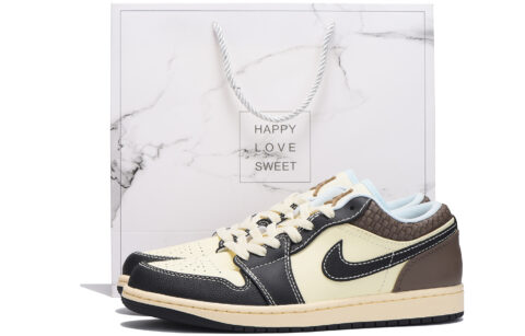 Jordan Air Jordan 1 Slip Resistant Low top Vintage Basketball Shoes Men’s Black White