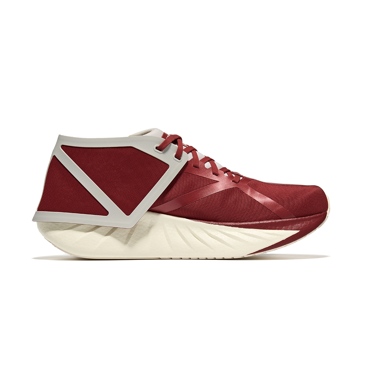 Saucony TRIUMPH Victory 22 Low top Running Shoes Unisex Red