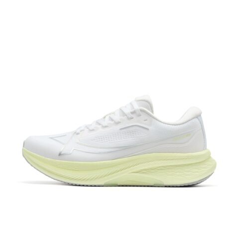 XTEP 2000km PLUS Running Shoes Women’s Low Top Classic White