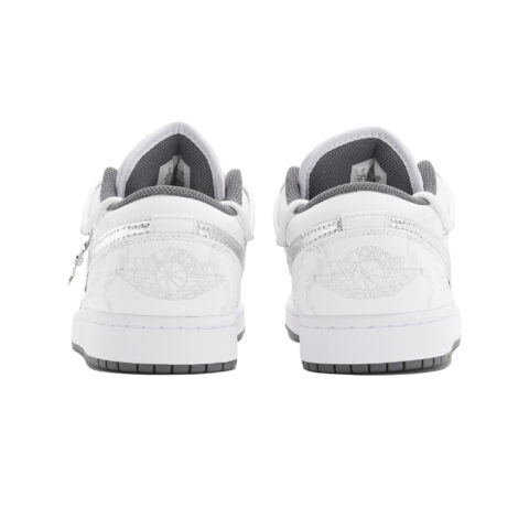 Jordan Air Jordan 1 Abrasion Resistant Abrasion Resistant Low top Vintage Basketball Shoes Unisex White