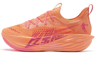 QIAODAN Flying Shadow Plaid Abrasion Resistant Low top Running Shoes Men's Pink