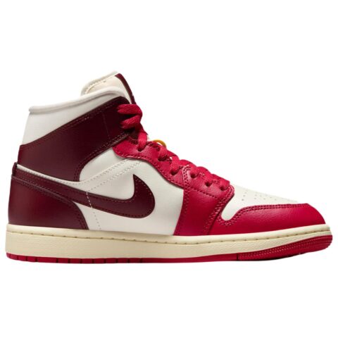 Jordan Air Jordan 1 Abrasion Resistant Abrasion Resistant Mid top Vintage Basketball Shoes Women’s Red White