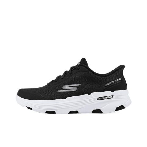 Skechers Women’s GO Low top Running Shoes Women’s Black
