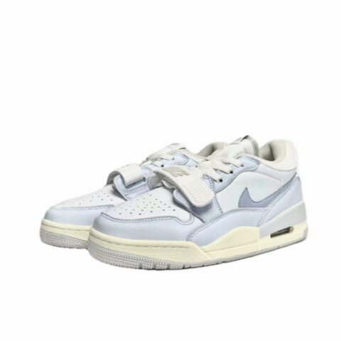 Jordan Legacy 312 Abrasion Resistant Low top Vintage Basketball Shoes GS Light Blue
