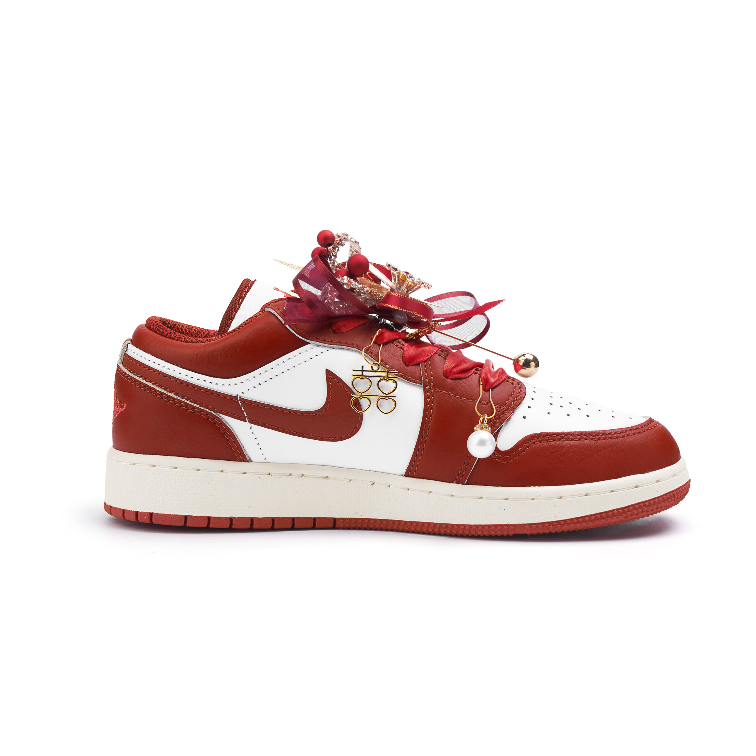 Jordan Air Jordan 1 Slip Resistant Abrasion Resistant Low top Vintage Basketball Shoes Women’s Red